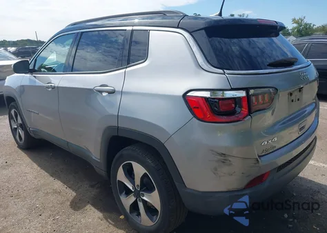 2019 Jeep Compass Latitude 4X4 from USA, damaged, VIN 3C4NJDBB0KT652857